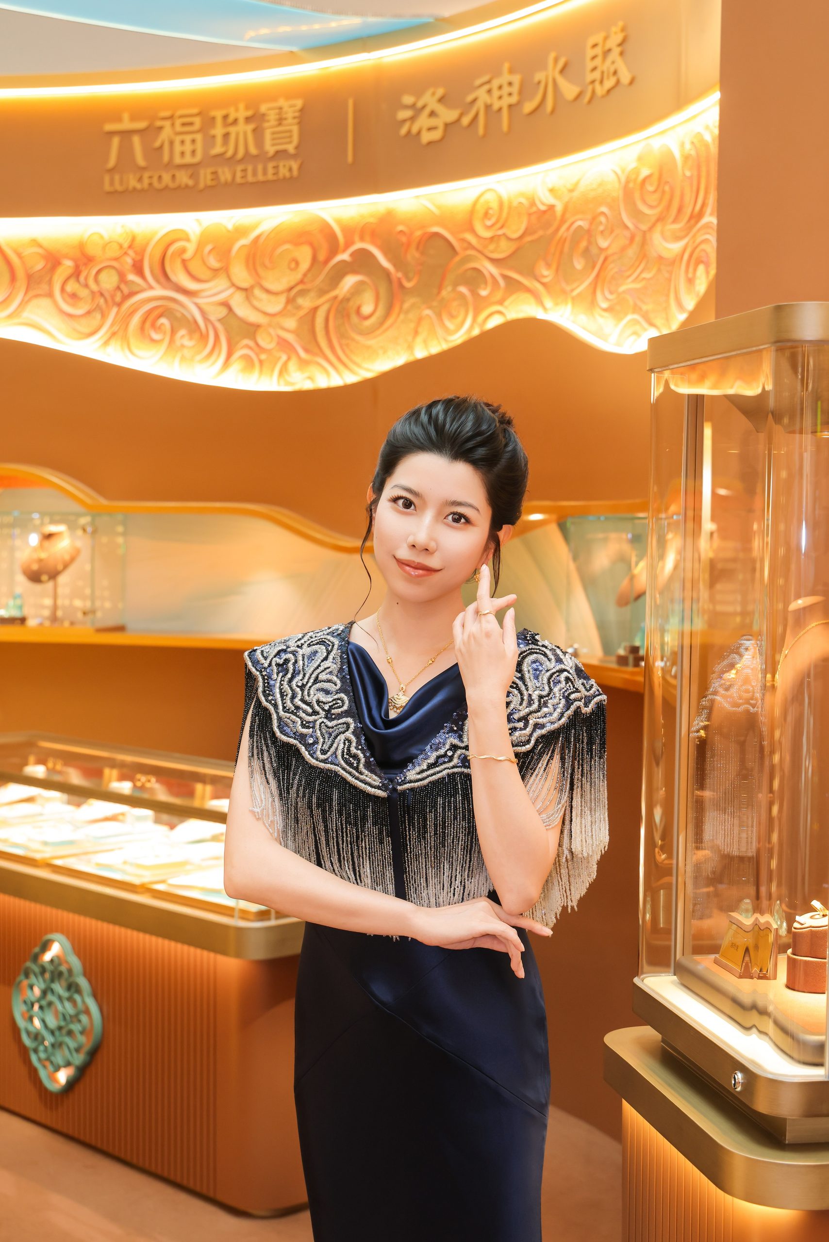 国风联璧，三曜合辉，六福珠宝携手唐宫文创全国首展落地佛山顺德万象汇